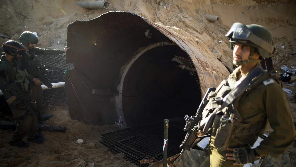 SAXAL Hizbullahın tunelini məhv etdi