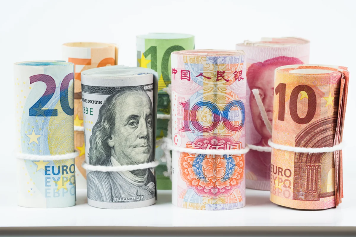 Dollar almaq istəyənlərin DİQQƏTİNƏ