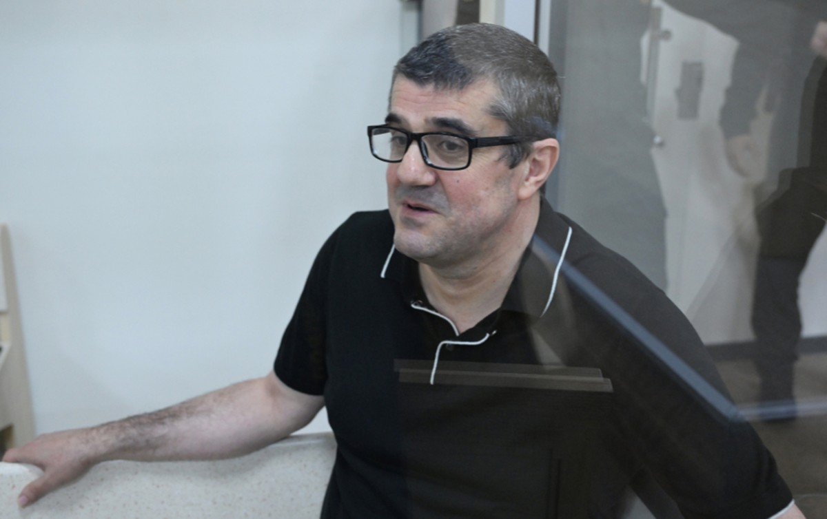 Arayikgilin apellyasiya şikayəti üzrə məhkəmə prosesi başlayıb - FOTOLAR