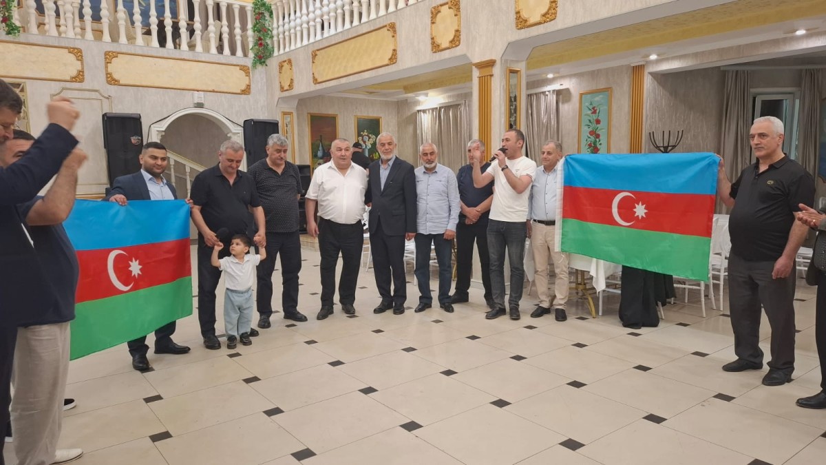 Yekaterinburq diasporumuz Müstəqilllik Gününü qeyd etdi- FOTOLAR 
