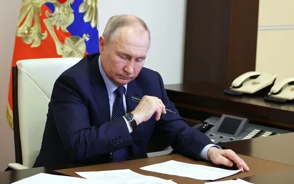 Putin dəftərxanasının rəhbərini dəyişdi
