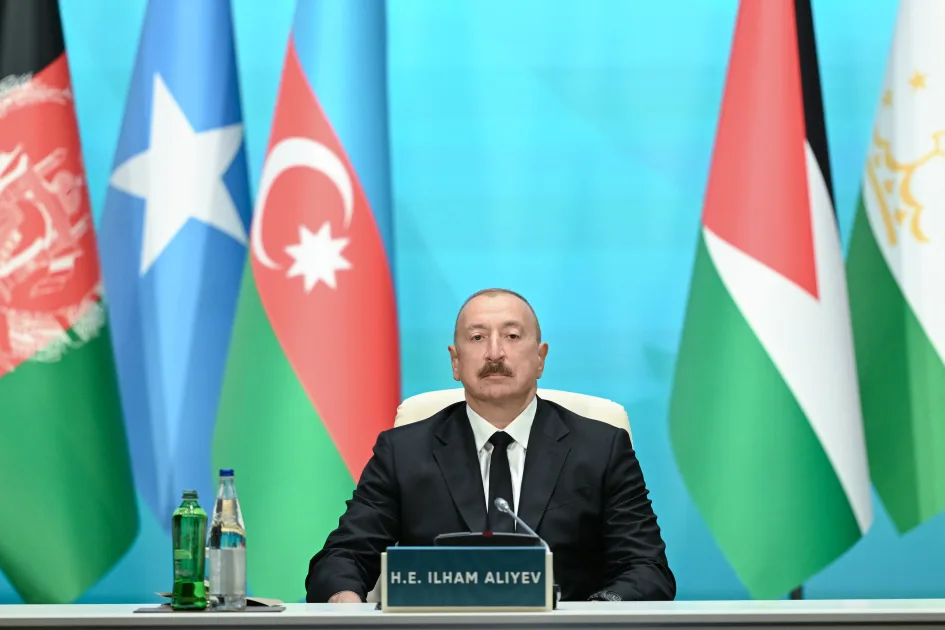 Prezident: Azərbaycan vasitəsilə daşınan yüklərin həcmini iki dəfə artırmaq istəyirik