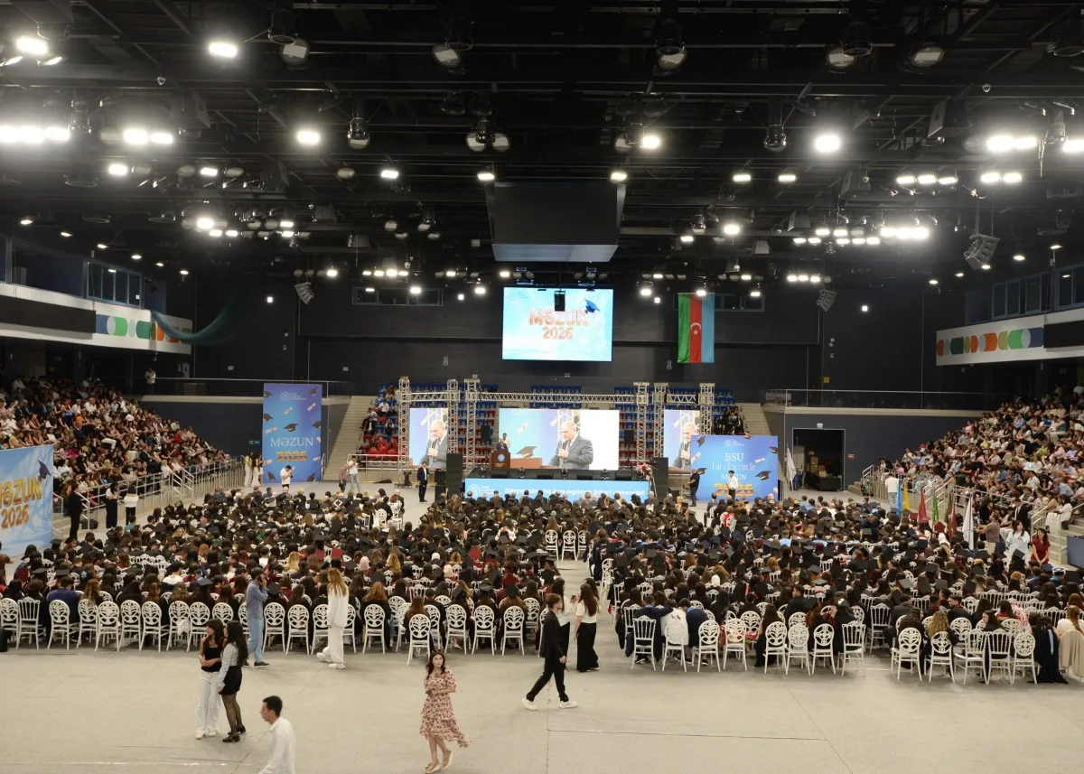 BSU-da "Məzun günü" tədbiri keçirildi - FOTOLAR