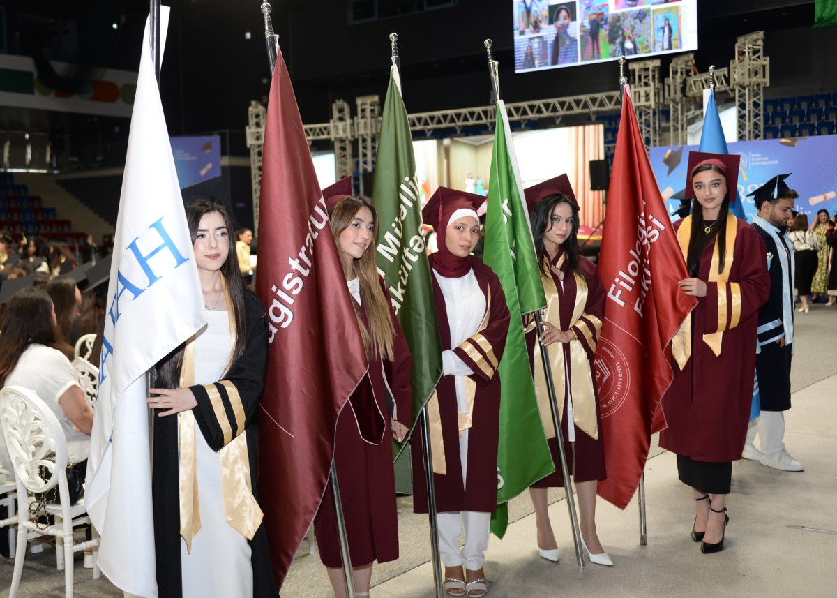 BSU-da "Məzun günü" tədbiri keçirildi - FOTOLAR