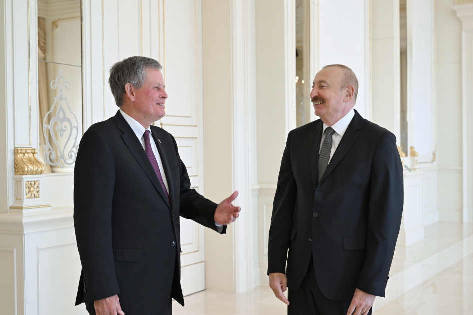 İlham Əliyev Stiv Deynsi qəbul etdi - FOTO