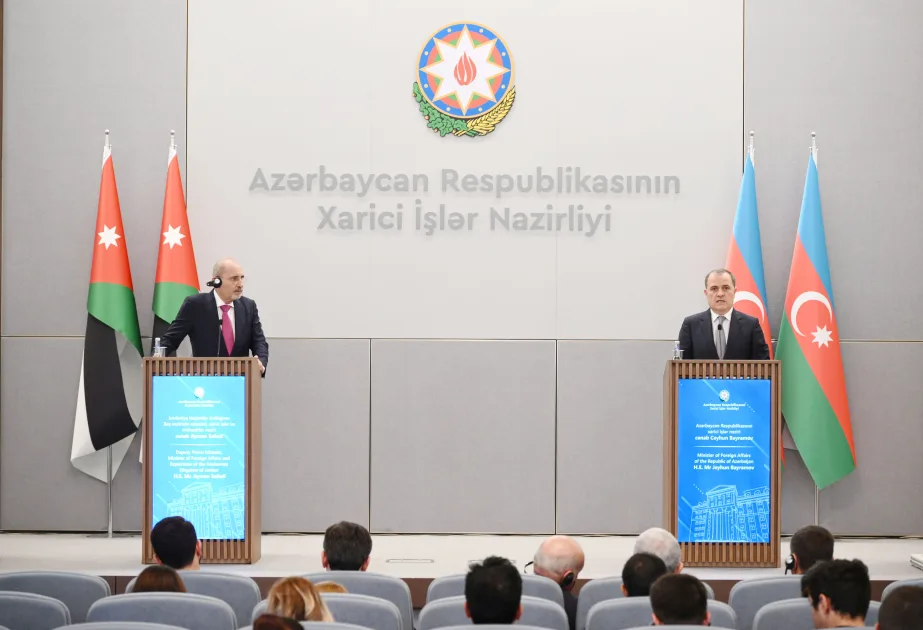 Həmkarı Bayramovu İordaniyaya DƏVƏT ETDİ