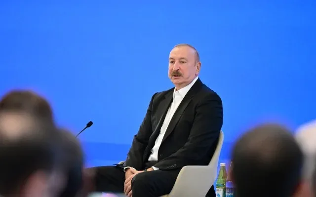 "Kiminsə qanadının altına sığınırlar və hesab edirlər ki..."