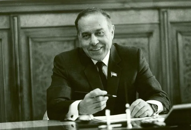 Heydər Əliyevin hakimiyyətə gəlməsinin 57-ci ildönümüdür