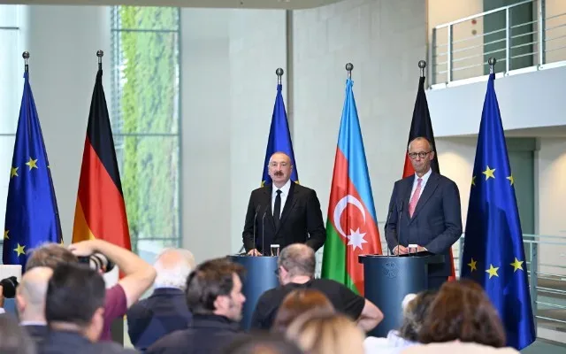 İlham Əliyev və Fridrix Merts mətbuata bəyanatlarla çıxış etdilər - FOTOLAR