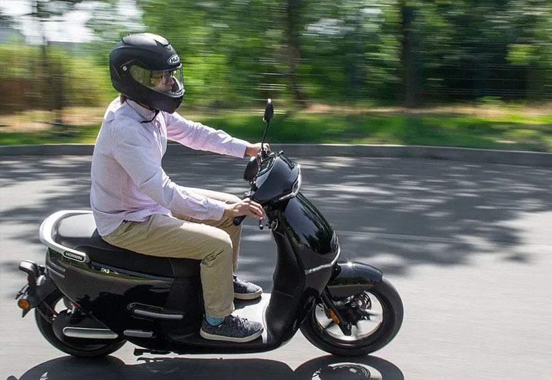 Moped sürənlərin NƏZƏRİNƏ: Dövlət rüsumları  müəyyənləşdi