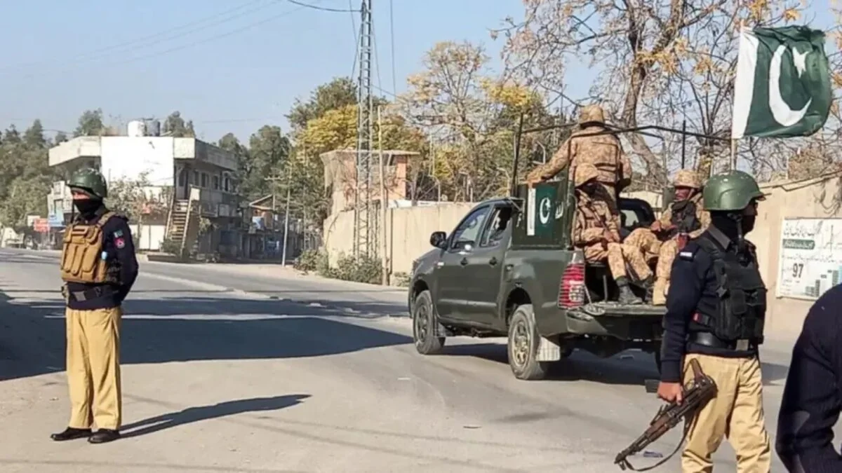 Pakistanda terror aktı nəticəsində 15 nəfər həlak olub