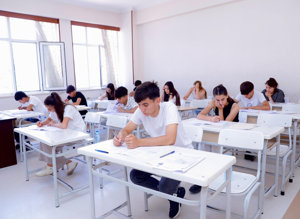İxtisas seçimi edənlərin nəzərinə: universitetin adına aldanmayın!