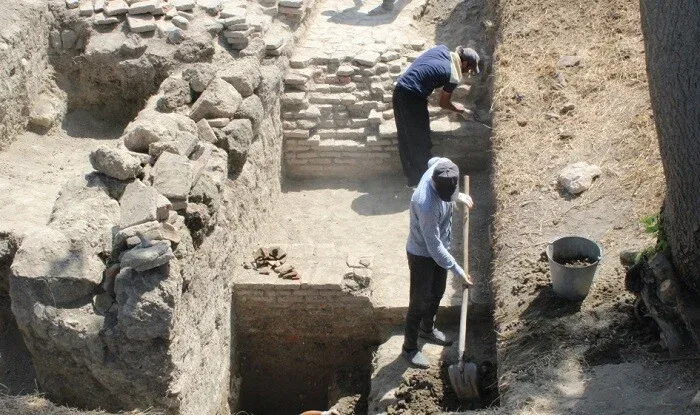 Qəbələdə möhtəşəm tikinti qalıqları aşkar olundu