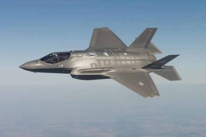 İran ABŞ-ın üç F-35-ni vurdu