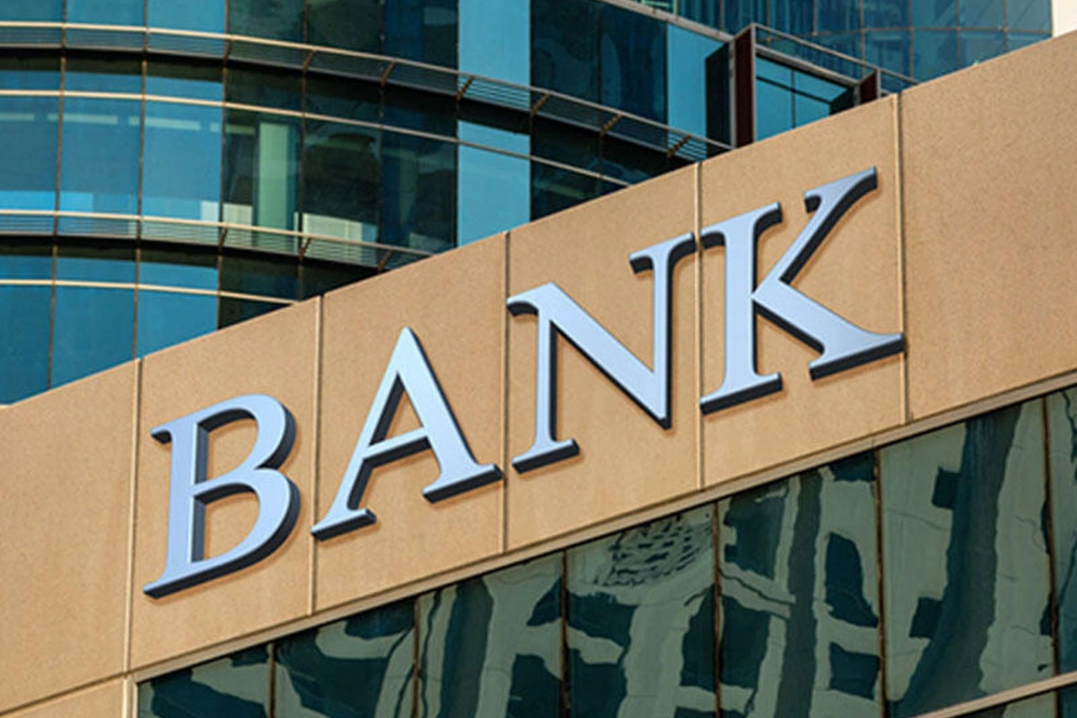 Azərbaycanda bu bankların əmlakları hərraca çıxarılır - SİYAHI