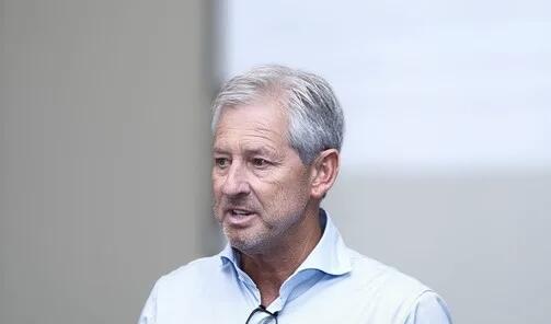 Frank De Blekerin AFFA-dakı fəaliyyəti başa çatdı