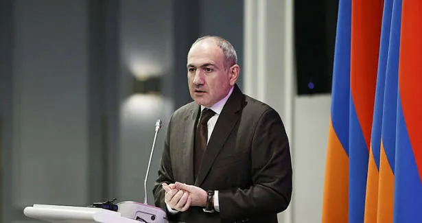 Paşinyan hökumətin istefasını AÇIQLADI