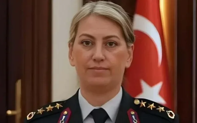 Türkiyənin ilk qadın generalı oldu