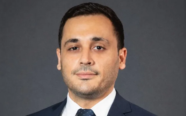 Bakıda vəzifəli şəxsin meyiti tapıldı