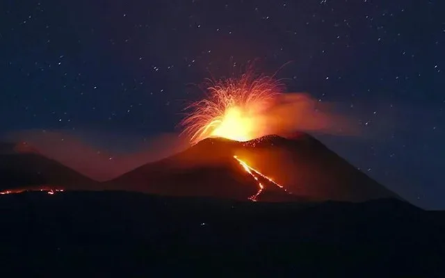 Etna OYANDI - VİDEO