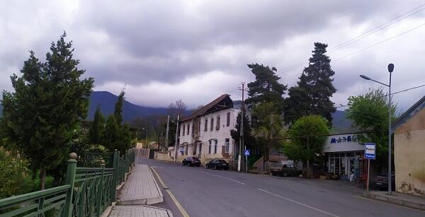 Oğuzda bu park baxımsız vəziyyətdədir