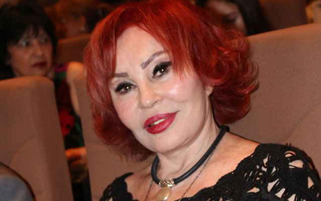 Amaliya Pənahovanın qılıncı satışa çıxarıldı - FOTO
