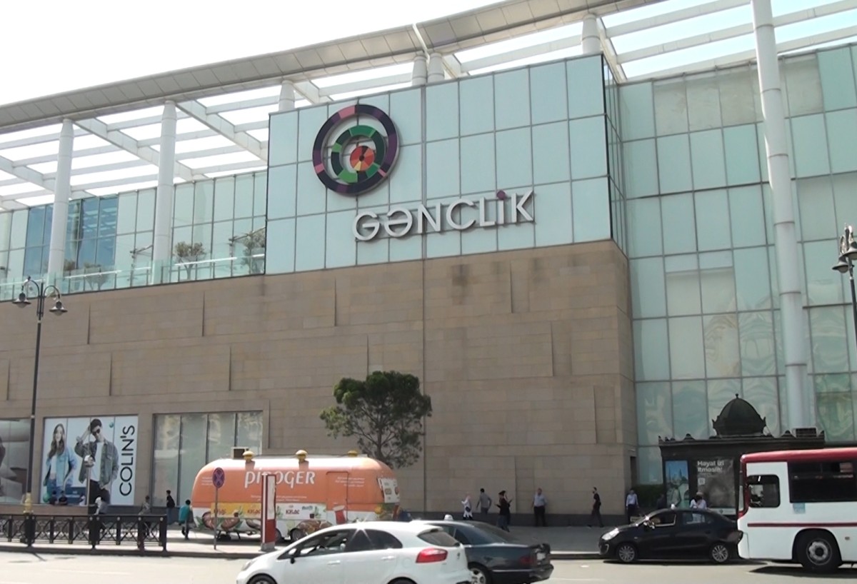 “Gənclik Mall”da xəbərdarlıq sistemi niyə işə düşüb? - AÇIQLAMA
