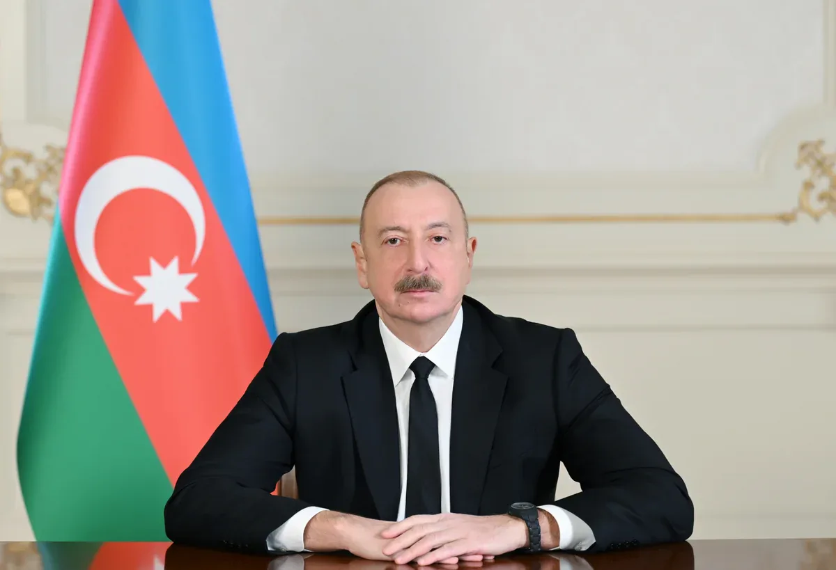 Ильхам Алиев подписал некролог в связи с кончиной народного артиста Александра Шаровского