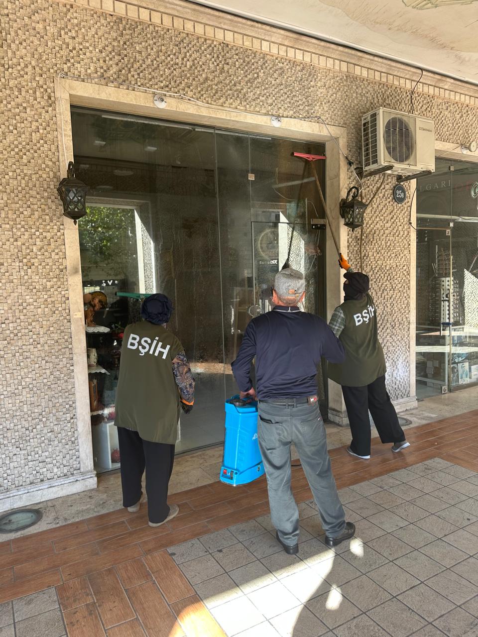 Bakıda təmizlik və abadlıq işləri həyata keçirildi - FOTOLAR