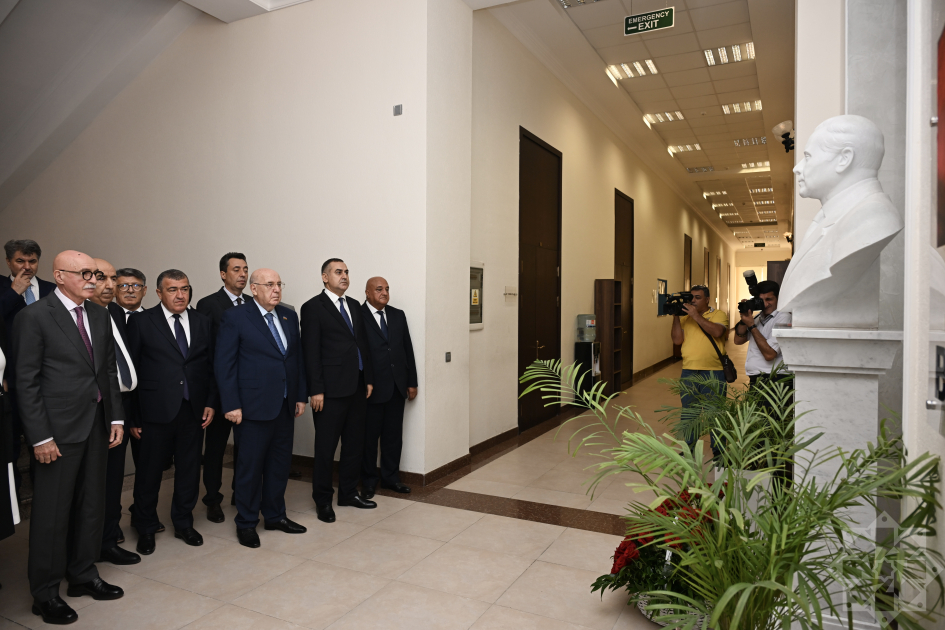 Türkiyə-Azərbaycan Universitetində Bilik Günü qeyd olundu - FOTOLAR