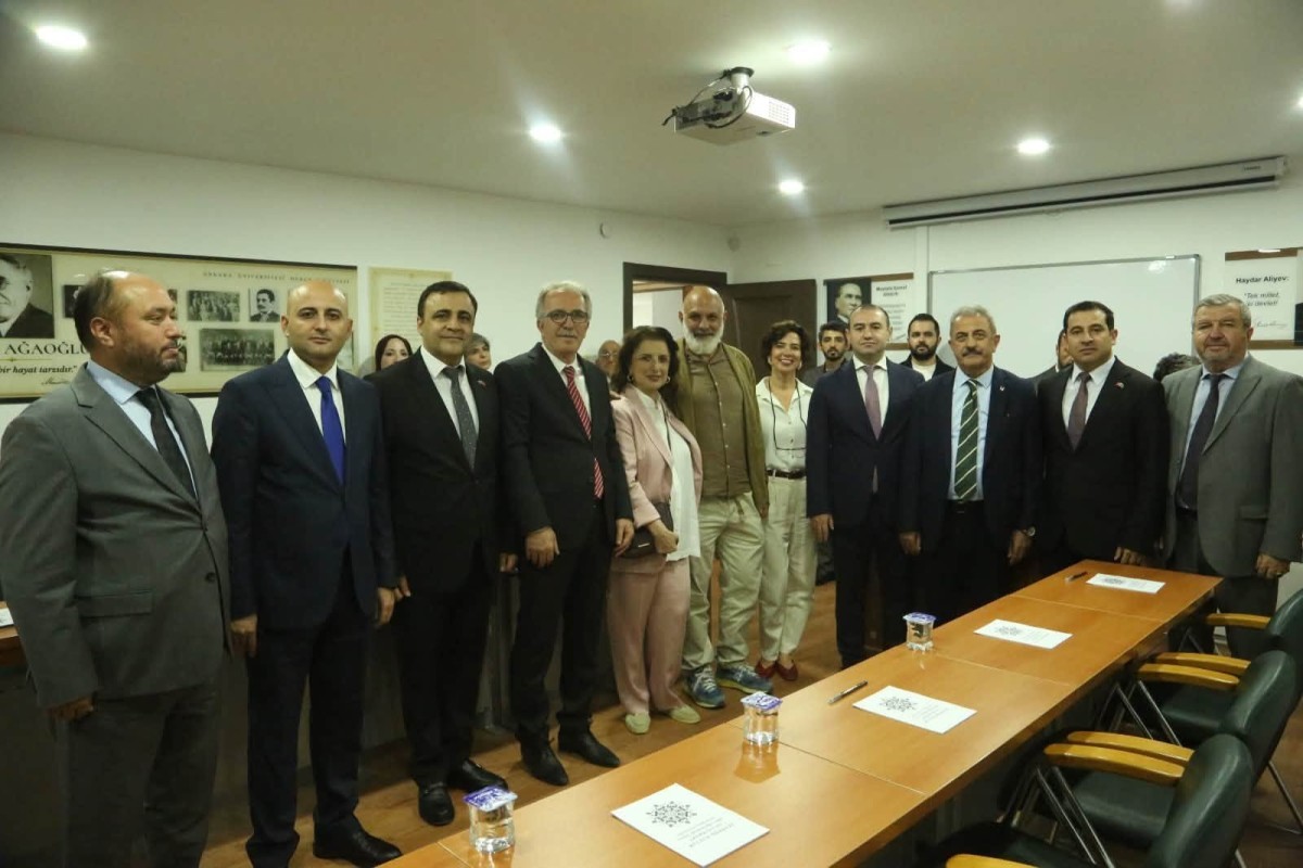 Türkiyədə Əhməd bəy Ağaoğlunun barelyefi və adına auditoriya açılıb - FOTOLAR