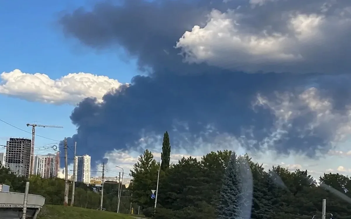 Ukrayna Ufada neft emalı zavoduna hücum edib