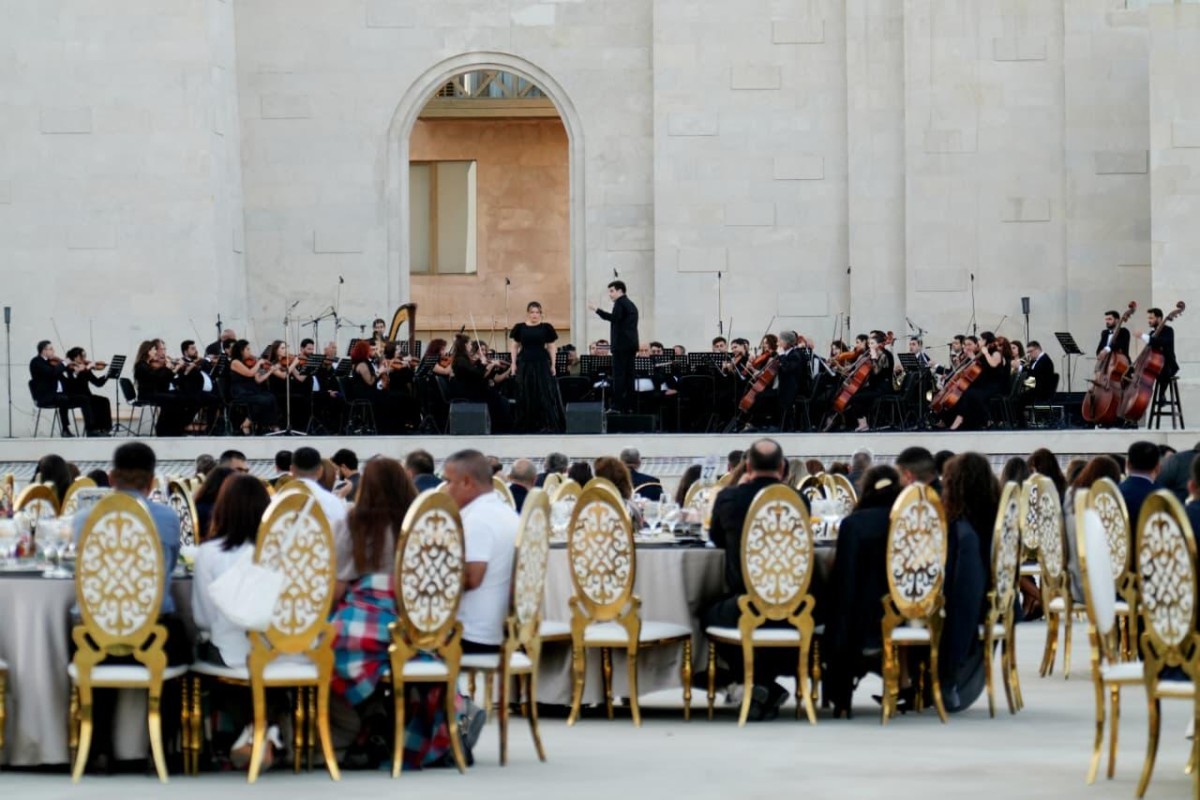Açıq havada opera tamaşaları və konsertlərin yeni ünvanı - FOTOLAR