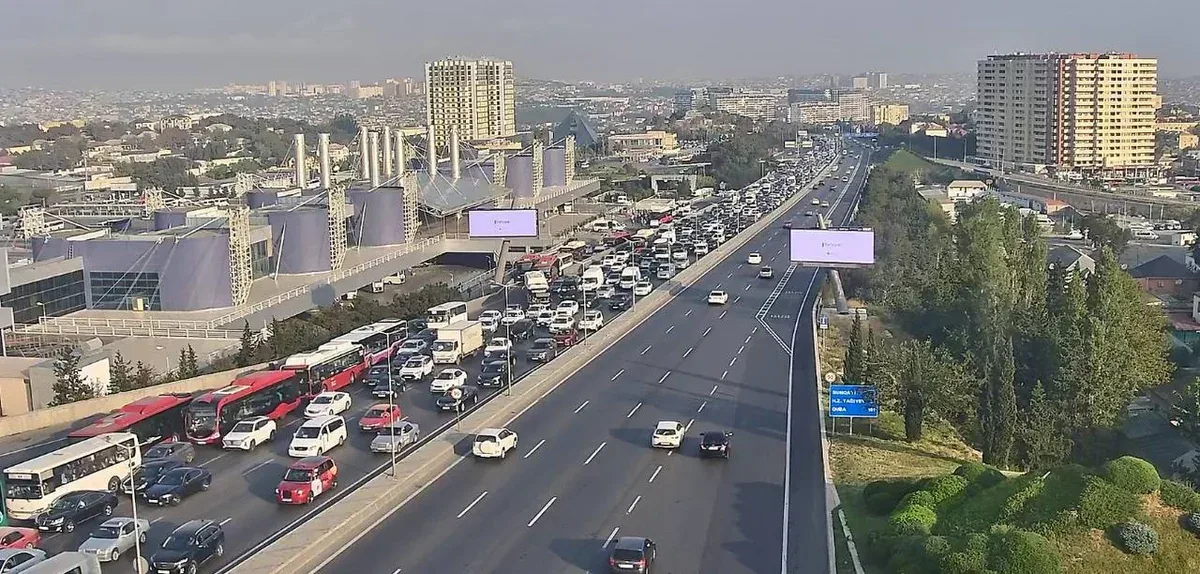 DİQQƏT! Bu yollarda tıxac var - SİYAHI