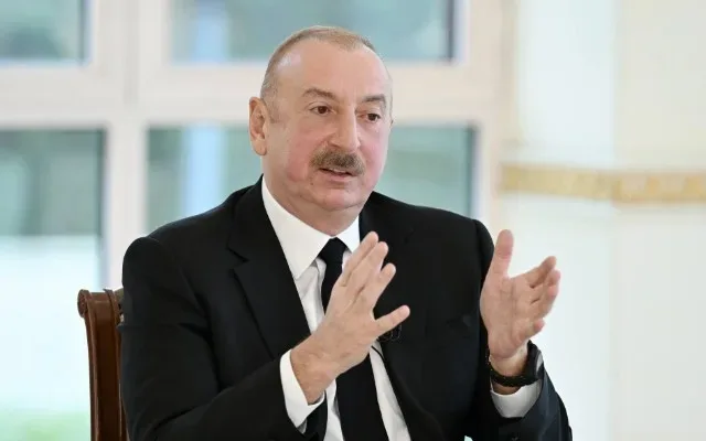 "Ölkə iqtisadiyyatının artım templəri çox da böyük deyil" - Prezident