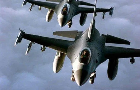 Almaniyada F-16 qırıcısı qəzaya uğradı