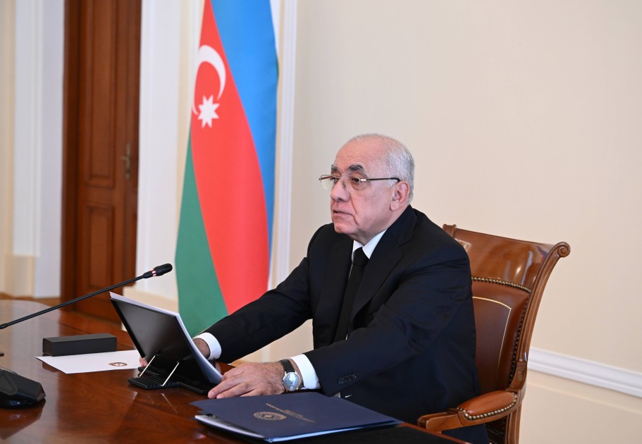 Əli Əsədov nazirləri TOPLADI - FOTOLAR