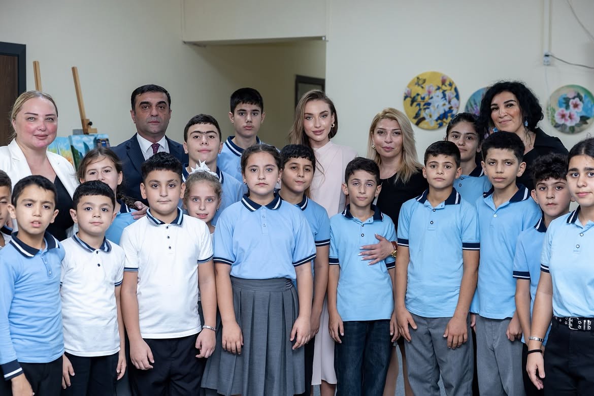 Alyona Əliyeva 3 nömrəli xüsusi təhsil müəssisəsində - FOTOLAR