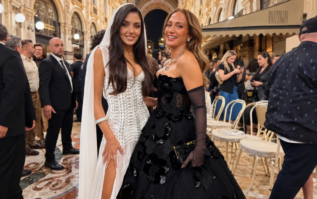 Hande Erçel Cenifer Lopezlə - FOTO