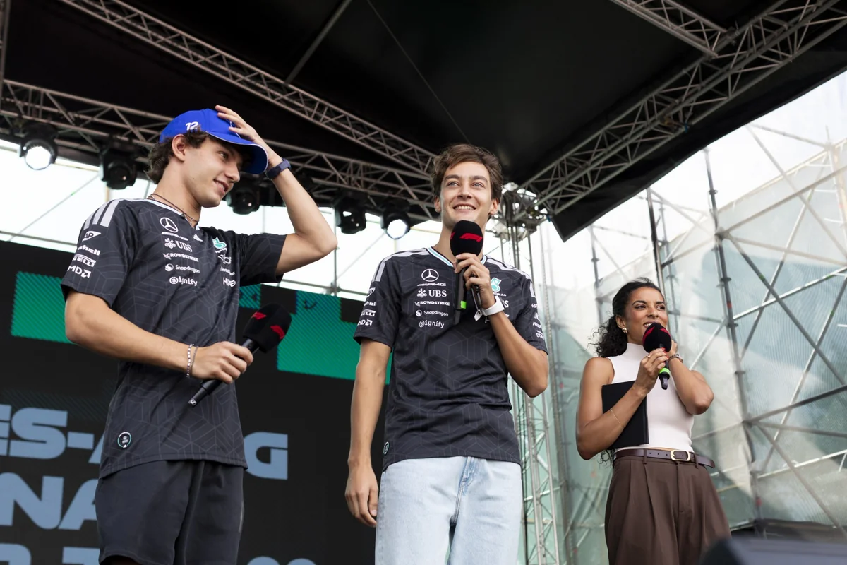 F1 pilotları Bakıda görüş keçirdi