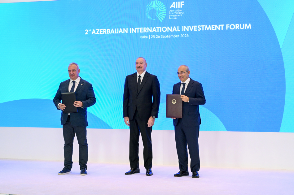 II Azərbaycan Beynəlxalq İnvestisiya Forumunda imzalanmış sənədlər mübadilə edilib - YENİLƏNİB