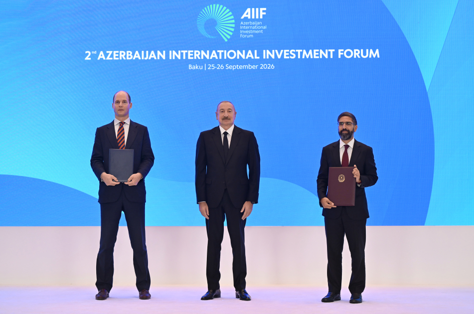 II Azərbaycan Beynəlxalq İnvestisiya Forumunda imzalanmış sənədlər mübadilə edilib - YENİLƏNİB