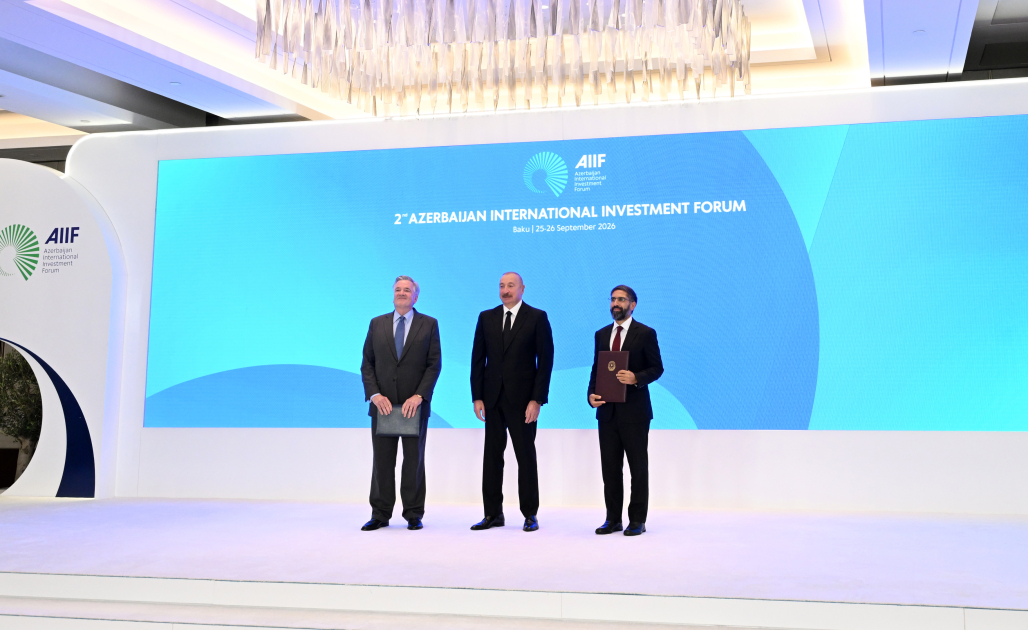 II Azərbaycan Beynəlxalq İnvestisiya Forumunda imzalanmış sənədlər mübadilə edilib - YENİLƏNİB