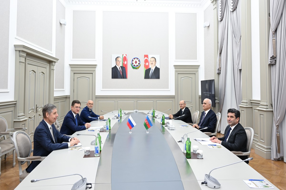 Şahin Mustafayev Novakla müzakirə apardı