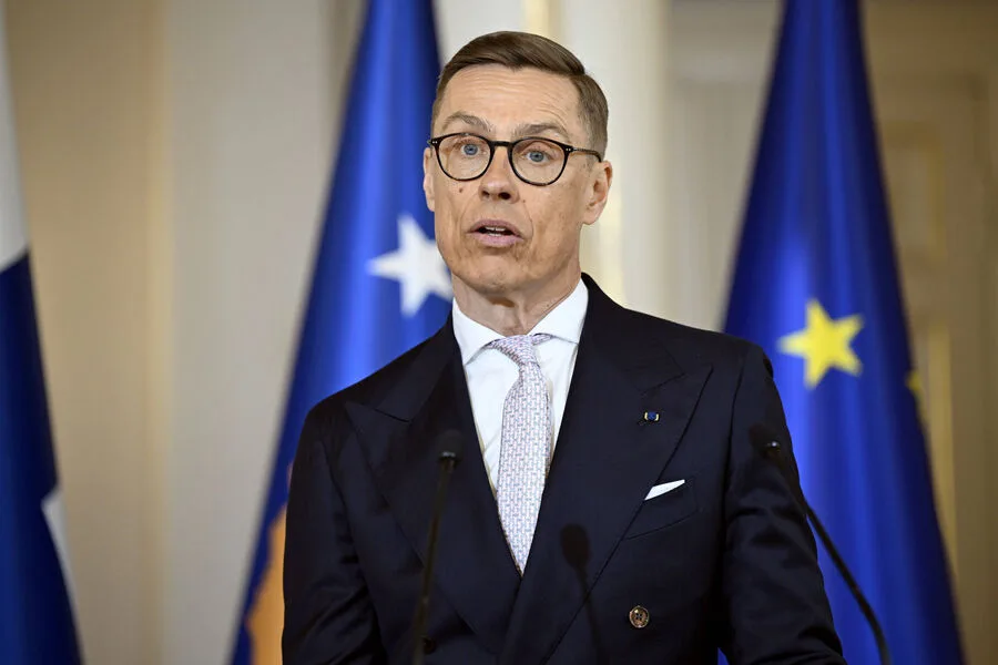 Finlandiya prezidenti məhkəmə qarşısına çıxa bilər