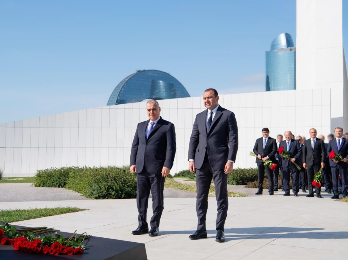 Əli Nağıyev və Orxan Sultanov Zəfər parkını ziyarət ediblər - FOTO