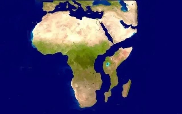 Afrika parçalanır, yeni okean yaranır