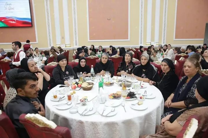 Deputat Ağalar Vəliyev şəhid ailələri ilə görüşdü, ehsan mərasimi təşkil olundu