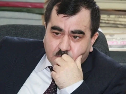 Akif Aşırlıya AĞIR İTKİ