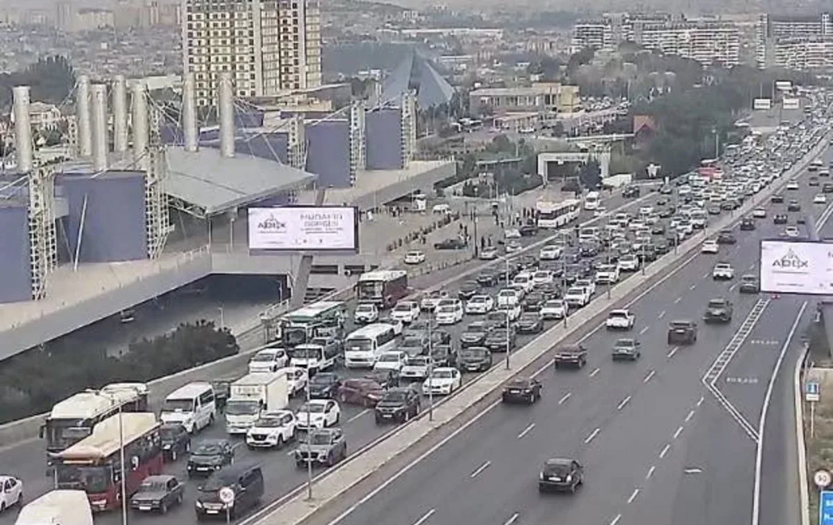 SÜRÜCÜLƏRİN NƏZƏRİNƏ: Bu yollarda tıxac var - SİYAHI